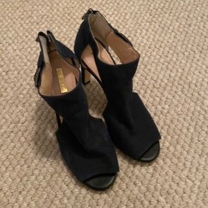 Louise te Cie navy blue heels